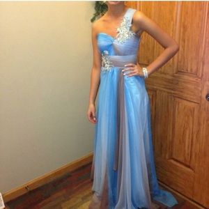 Prom dress one shoulder